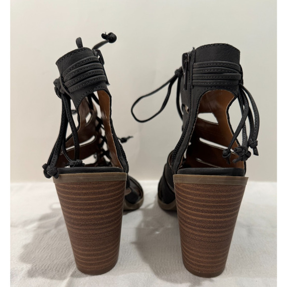 FARYL By Faryl Robin BUCKLE Black Sandals Heels Caged Lace Up Sz 8 Vegan Suede - Picture 7 of 7